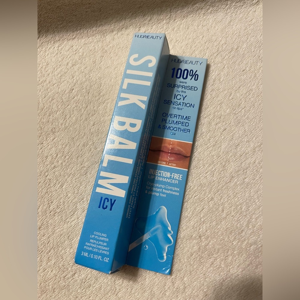 Huda Beauty Silk Balm Icy Cooling Lip Plumper